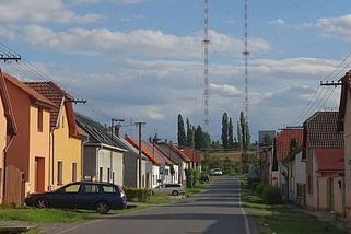 Nejvyšší stavba v Česku jde k zemi. Místní se bouří, poukazují na historickou hodnotu - Médium.cz